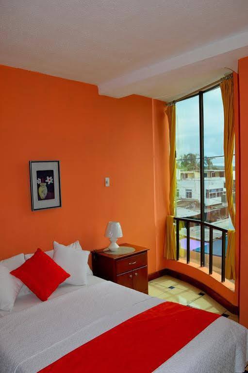 Hostal Carliza Puerto Ayora  Eksteriør billede