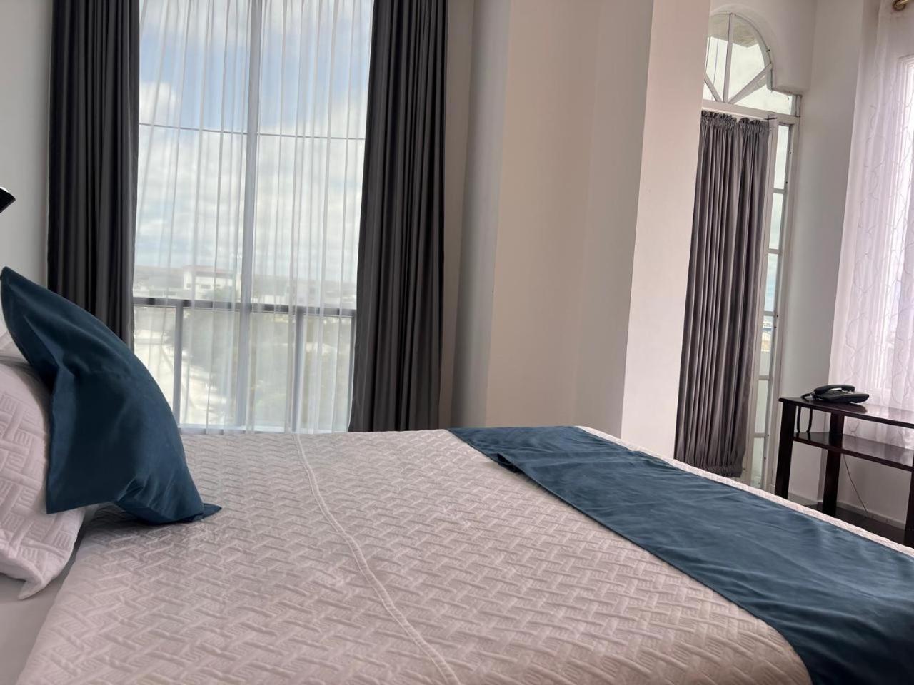 Hostal Carliza Puerto Ayora  Eksteriør billede