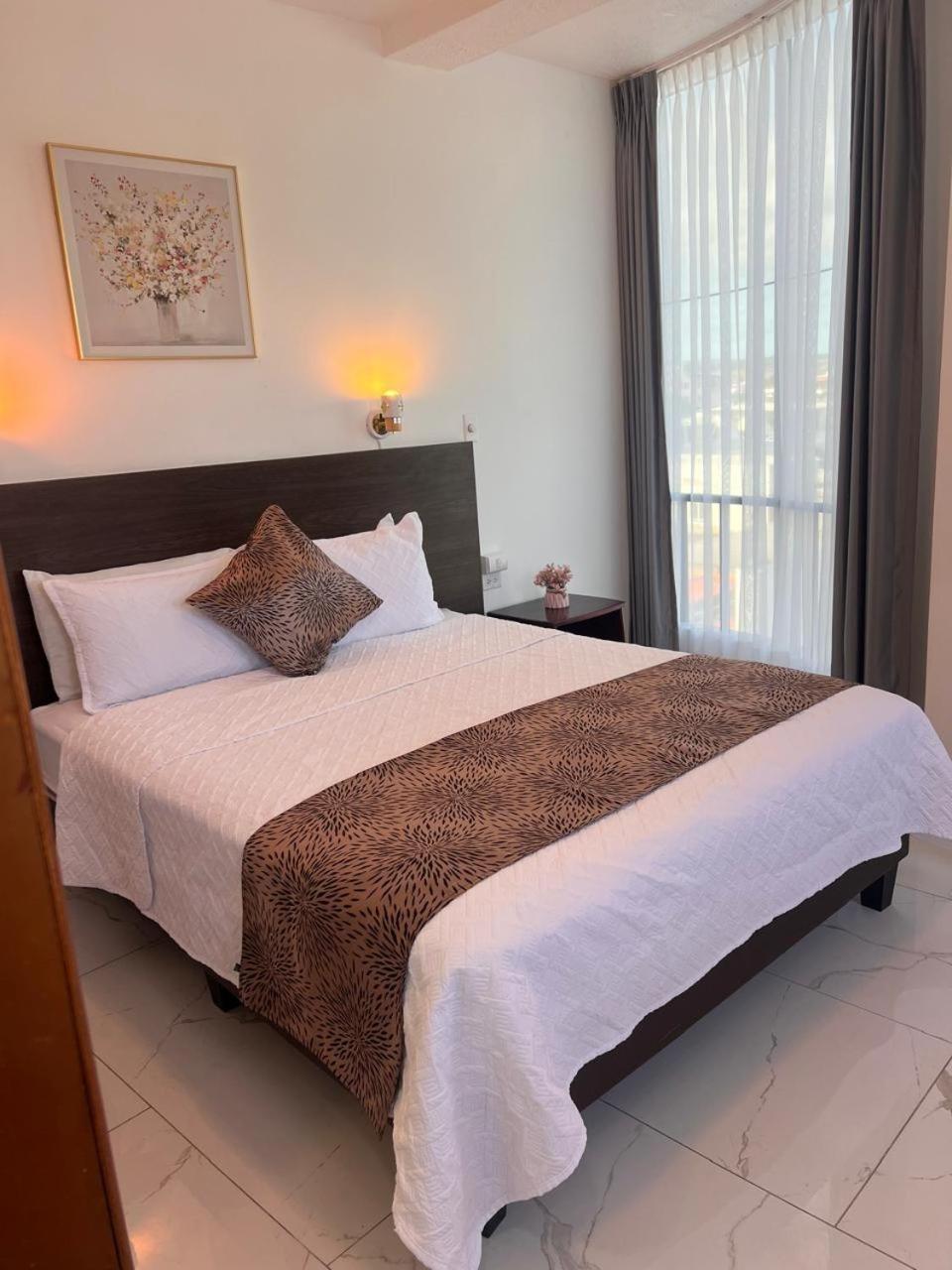 Hostal Carliza Puerto Ayora  Eksteriør billede